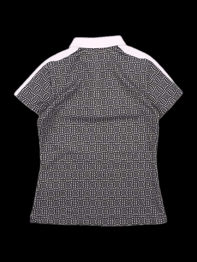 여성 반팔카라티