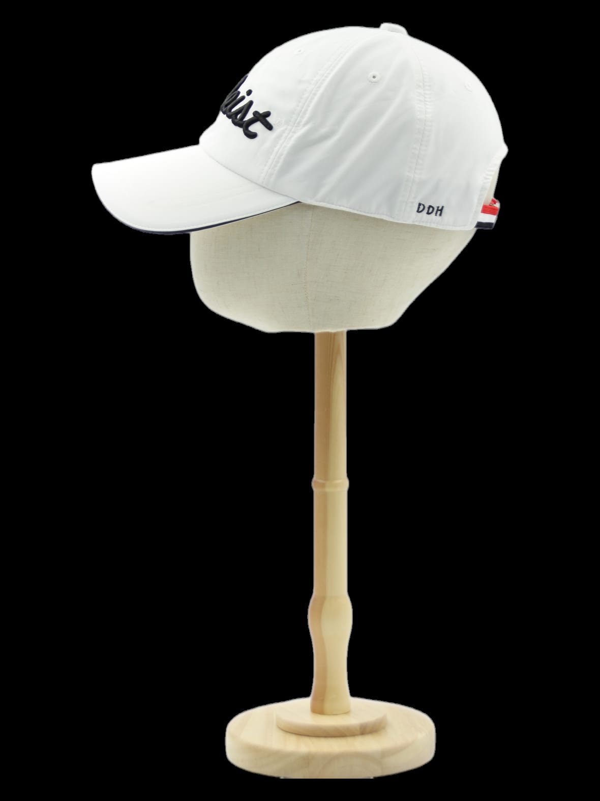 화이트 로고 자수 볼캡