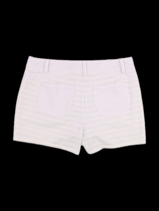 화이트 펀칭 디테일 숏 팬츠