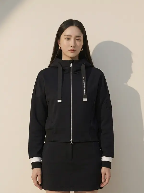 블랙 크롭 후드 집업 점퍼