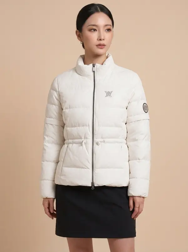 화이트 퀼팅 로고 숏 패딩 점퍼